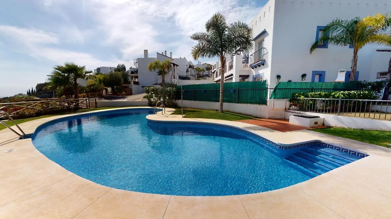 Paraiso Benahavis - Private Garden Ground Floor Estepona Apartment