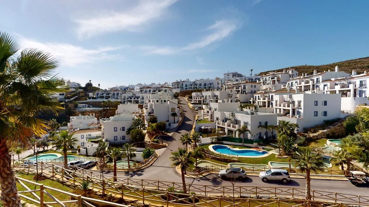 Paraiso Benahavis - Private Garden Ground Floor Estepona