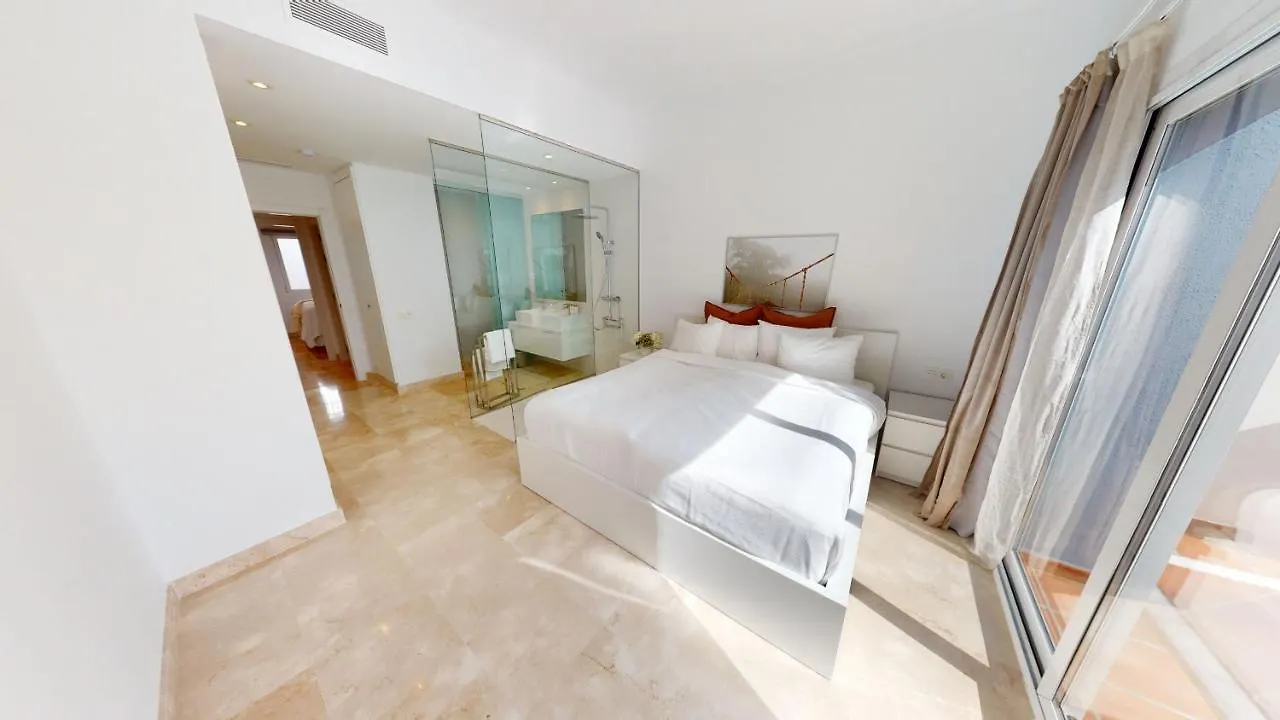 Paraiso Benahavis - Private Garden Ground Floor Estepona Apartment